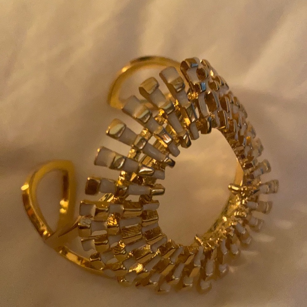 Michael Kors gold bracelet in perfect condition